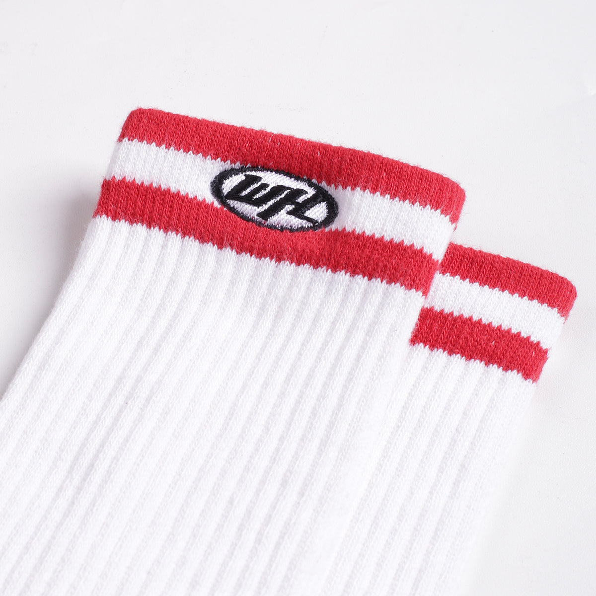 Wormhole Recantaion Socks Red/White